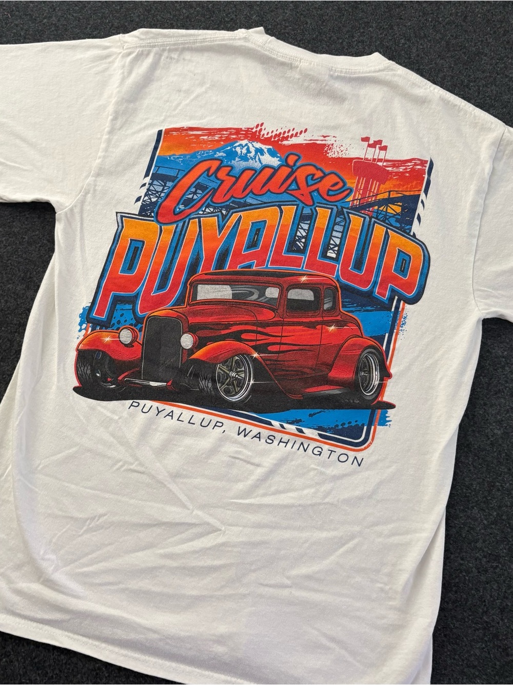 VTG Cruisin Puyallup WA Graphic Tee Mens M WhiteClassic Cars Cruisin 90s Hot Rod